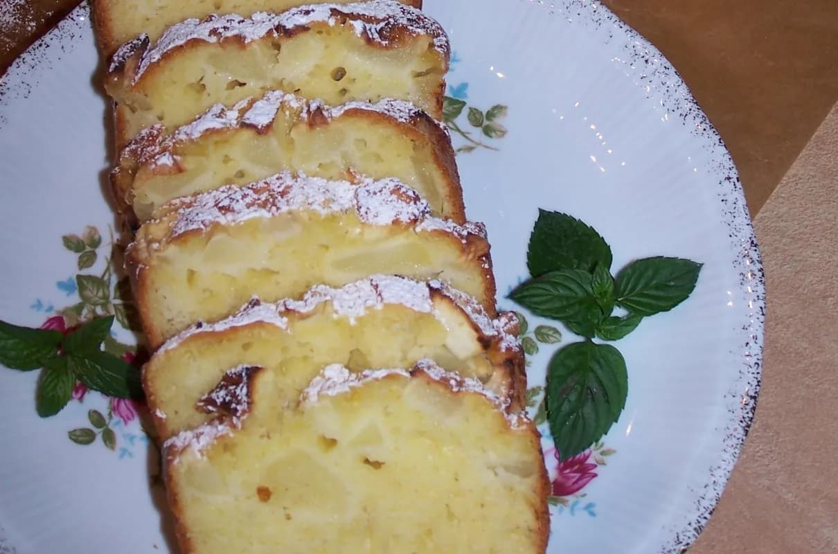 Prosty przepis na ciasto z kefirem, które zachwyci Twoich gości