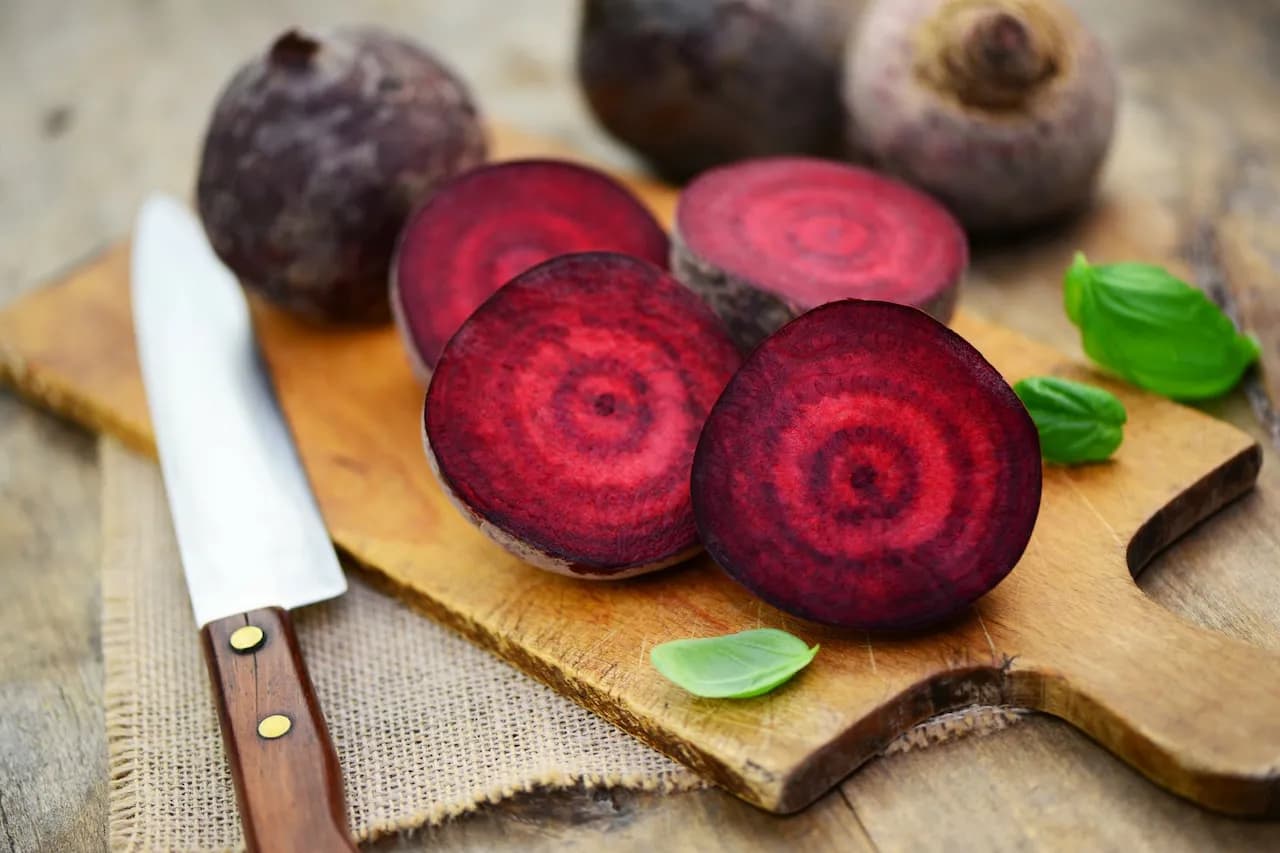 Jak ugotować buraki do sałatki, aby były pyszne i zdrowe