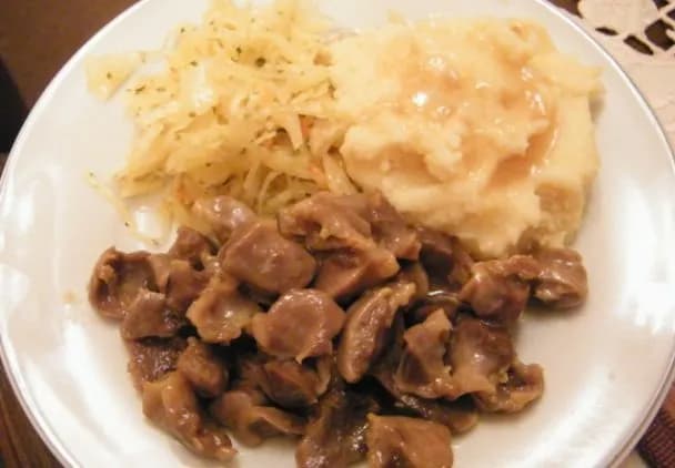 Ile gotują się żołądki drobiowe? Odkryj idealny czas gotowania